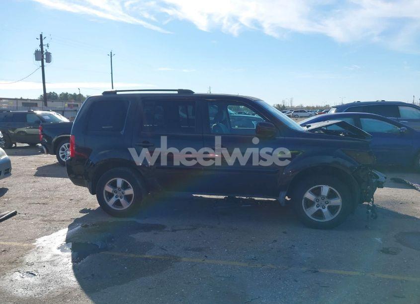 Photo 13 of 2010 Honda Pilot (VIN 5FNYF3H4XAB004425)