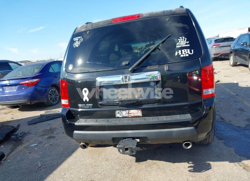 Photo 16 of 2010 Honda Pilot (VIN 5FNYF3H4XAB004425)