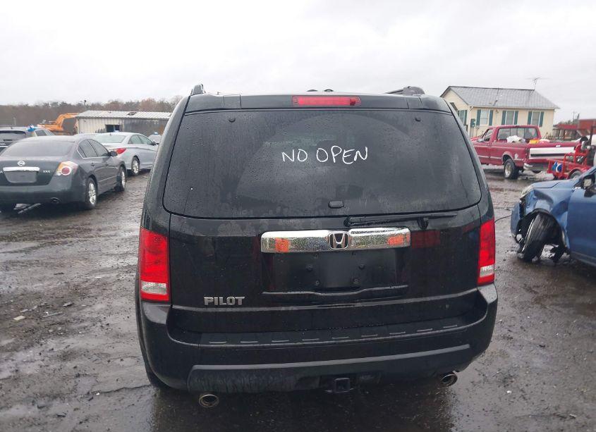 Photo 12 of 2011 Honda Pilot EX-L (VIN 5FNYF3H50BB018456)