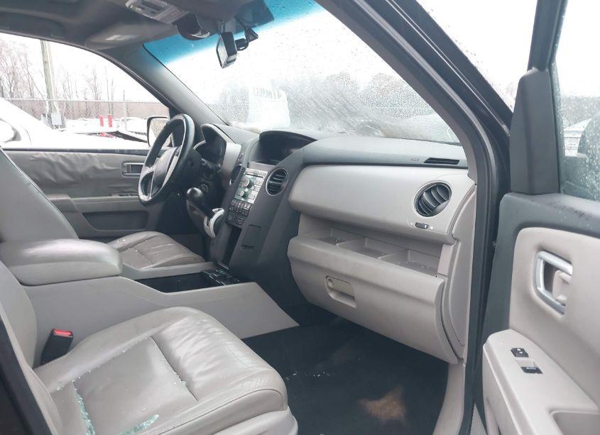 Photo 5 of 2011 Honda Pilot EX-L (VIN 5FNYF3H50BB018456)