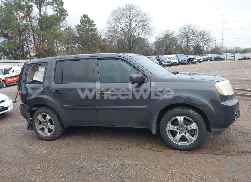 Photo 13 of 2012 Honda Pilot EX-L (VIN 5FNYF3H50CB016319)