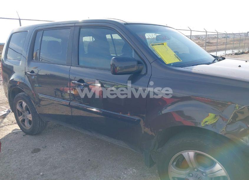 Photo 13 of 2012 Honda Pilot EX-L (VIN 5FNYF3H50CB021469)