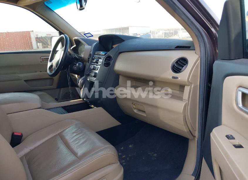 Photo 5 of 2012 Honda Pilot EX-L (VIN 5FNYF3H50CB021469)