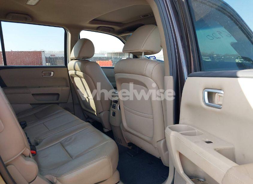 Photo 8 of 2012 Honda Pilot EX-L (VIN 5FNYF3H50CB021469)