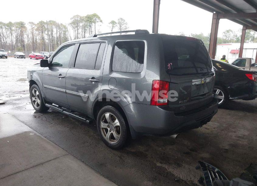 Photo 3 of 2013 Honda Pilot EX-L (VIN 5FNYF3H50DB002907)