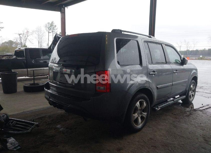 Photo 4 of 2013 Honda Pilot EX-L (VIN 5FNYF3H50DB002907)