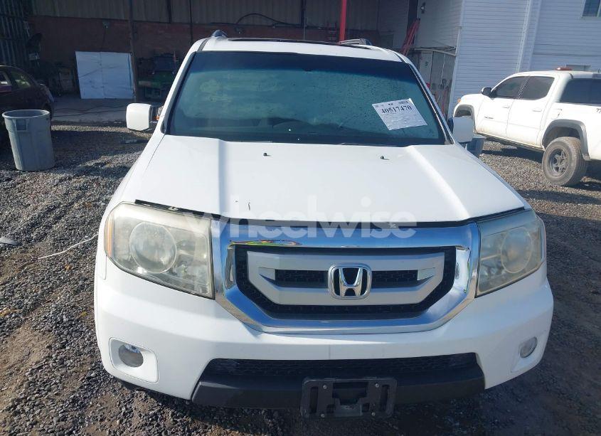 Photo 13 of 2011 Honda Pilot EX-L (VIN 5FNYF3H51BB010107)