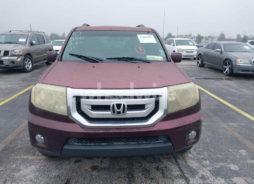 Photo 12 of 2011 Honda Pilot EX-L (VIN 5FNYF3H51BB015744)