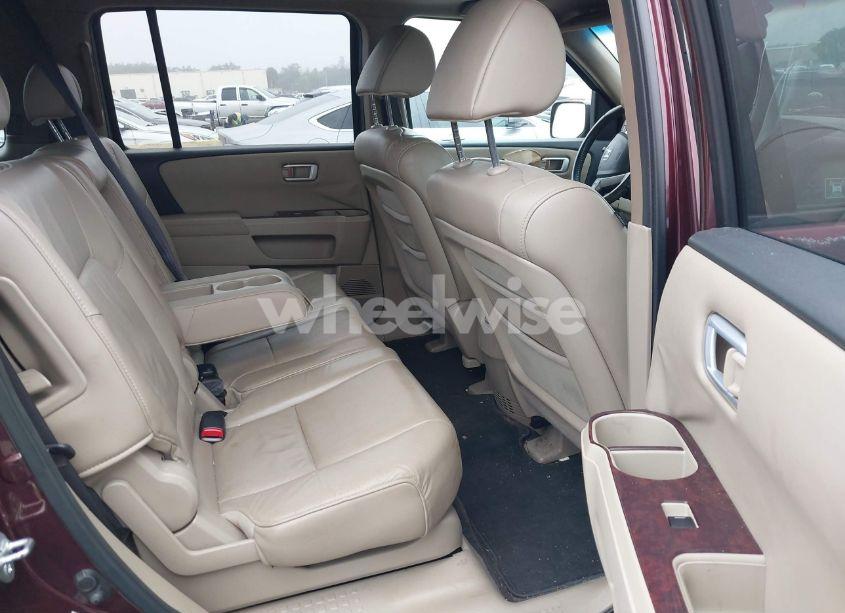 Photo 8 of 2011 Honda Pilot EX-L (VIN 5FNYF3H51BB015744)