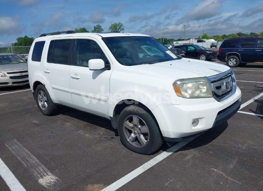 2011 Honda Pilot EX-L (VIN 5FNYF3H51BB032575) main photo