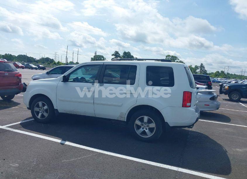 Photo 14 of 2011 Honda Pilot EX-L (VIN 5FNYF3H51BB032575)