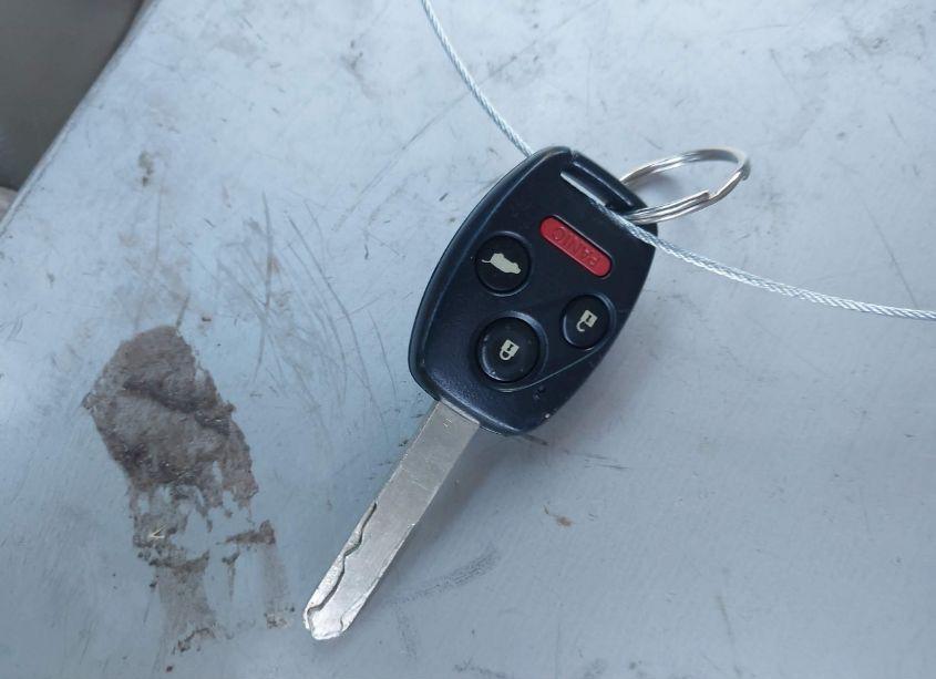 Photo 11 of 2011 Honda Pilot EX-L (VIN 5FNYF3H51BB040790)