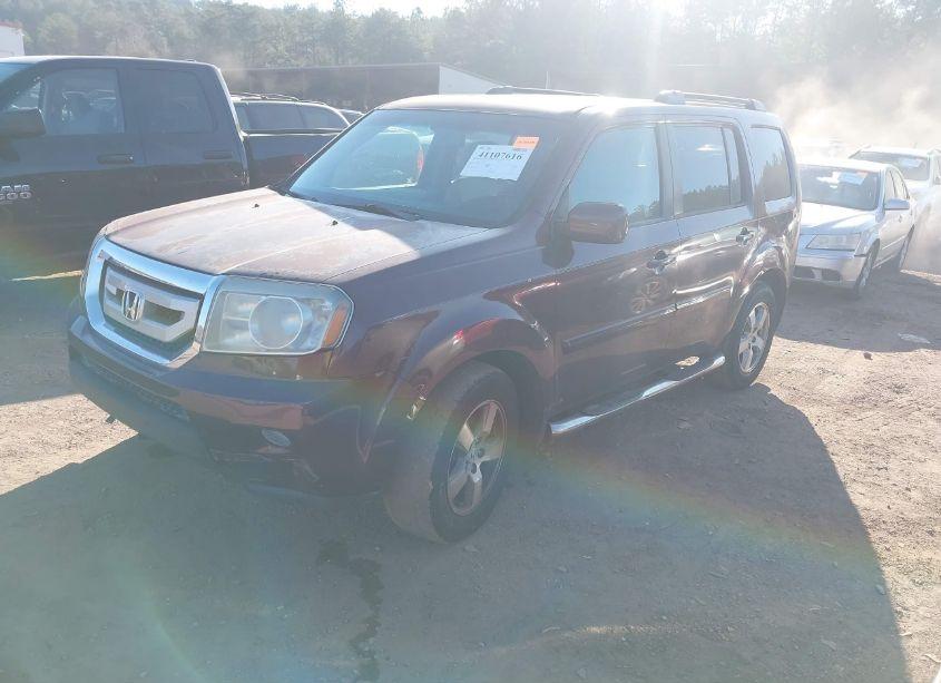 Photo 2 of 2011 Honda Pilot EX-L (VIN 5FNYF3H51BB040790)