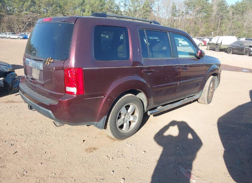 Photo 4 of 2011 Honda Pilot EX-L (VIN 5FNYF3H51BB040790)