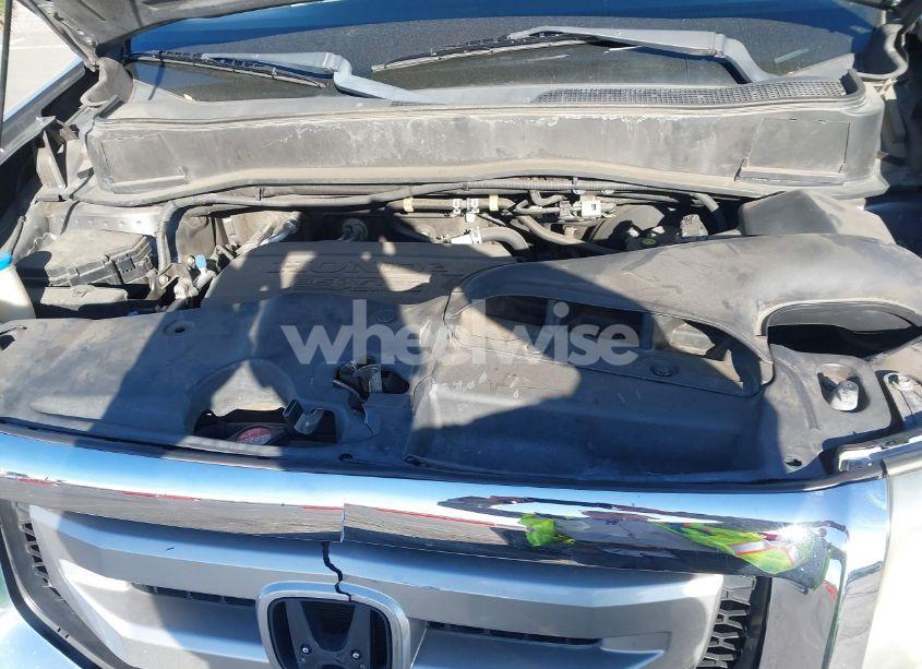 Photo 10 of 2011 Honda Pilot EX-L (VIN 5FNYF3H51BB046959)