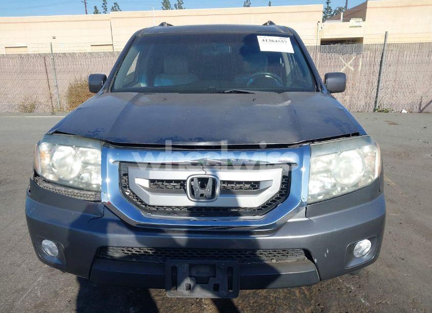 Photo 12 of 2011 Honda Pilot EX-L (VIN 5FNYF3H51BB046959)