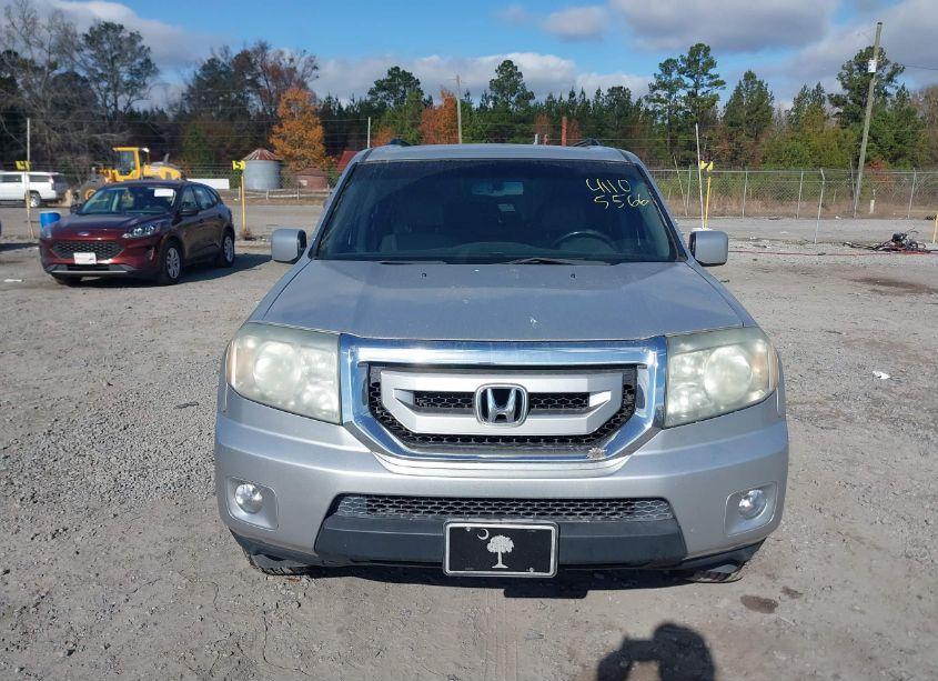 Photo 12 of 2011 Honda Pilot EX-L (VIN 5FNYF3H51BB057170)