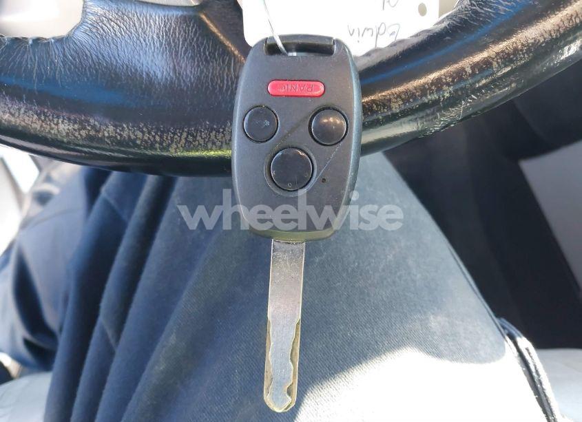 Photo 11 of 2012 Honda Pilot EX-L (VIN 5FNYF3H51CB021142)