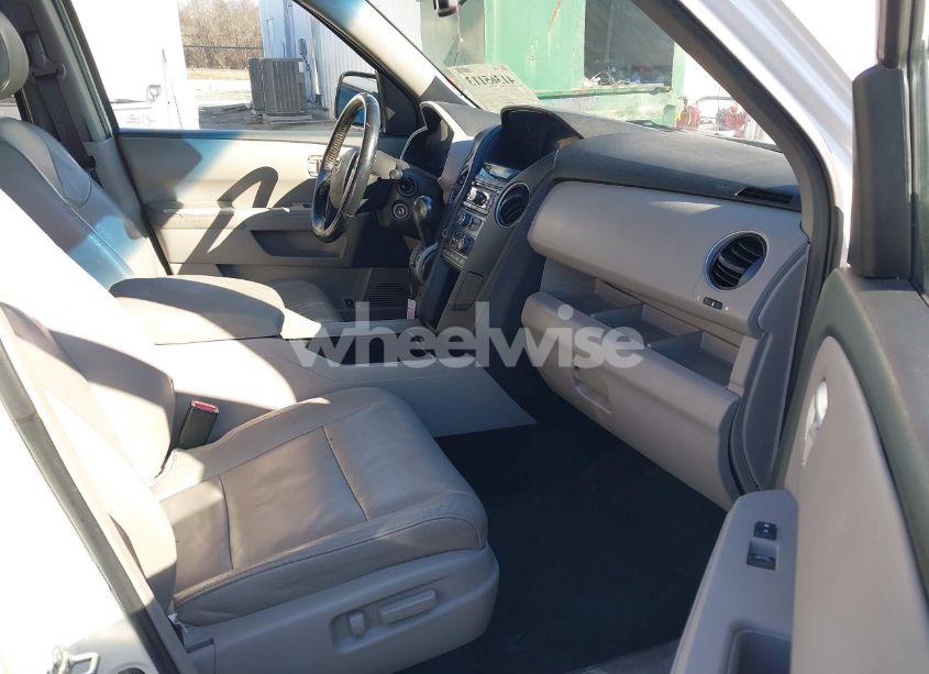 Photo 5 of 2012 Honda Pilot EX-L (VIN 5FNYF3H51CB021142)