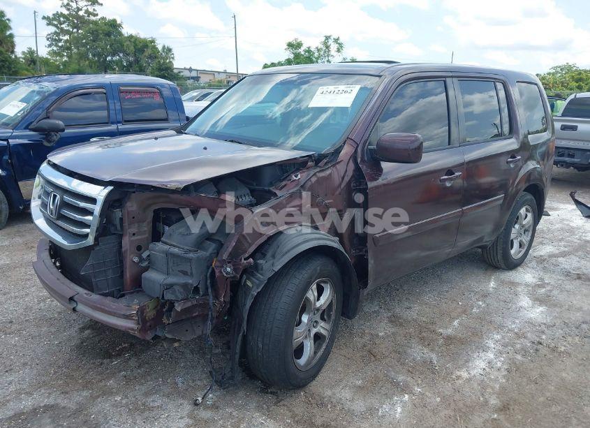 Photo 2 of 2014 Honda Pilot EX-L (VIN 5FNYF3H51EB008989)