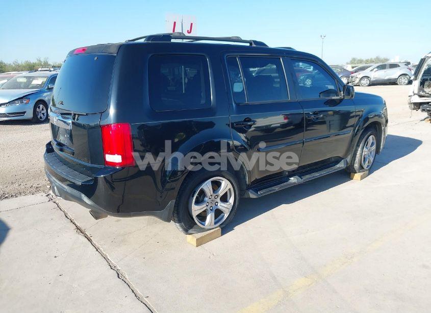 Photo 4 of 2014 Honda Pilot EX-L (VIN 5FNYF3H51EB009852)