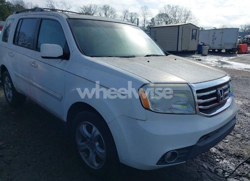 2015 Honda Pilot EX-L (VIN 5FNYF3H51FB003583) main photo