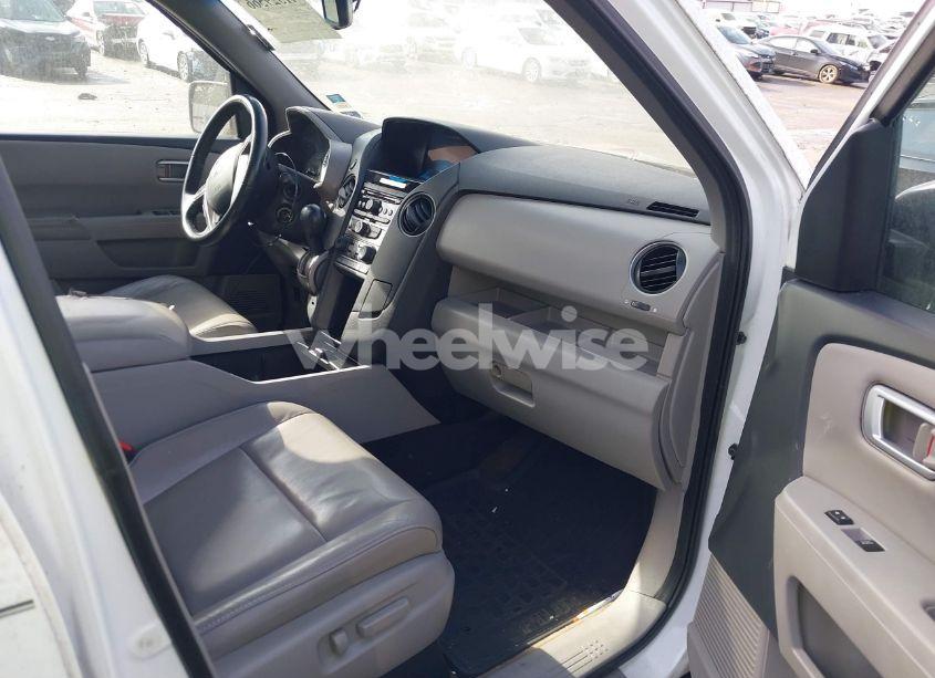 Photo 5 of 2015 Honda Pilot EX-L (VIN 5FNYF3H51FB003583)