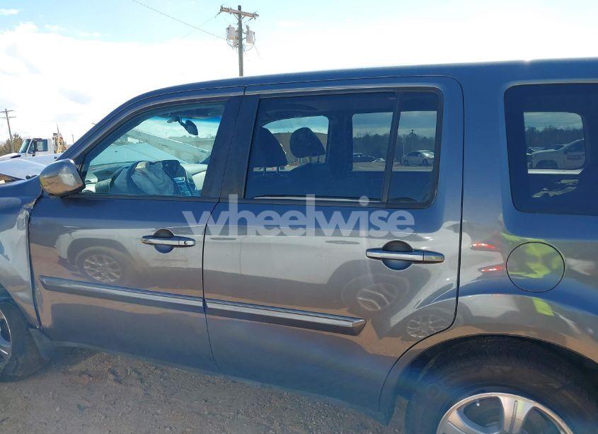 Photo 14 of 2013 Honda Pilot EX-L (VIN 5FNYF3H52DB007770)
