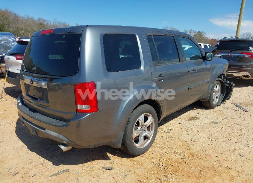 Photo 4 of 2013 Honda Pilot EX-L (VIN 5FNYF3H52DB007770)