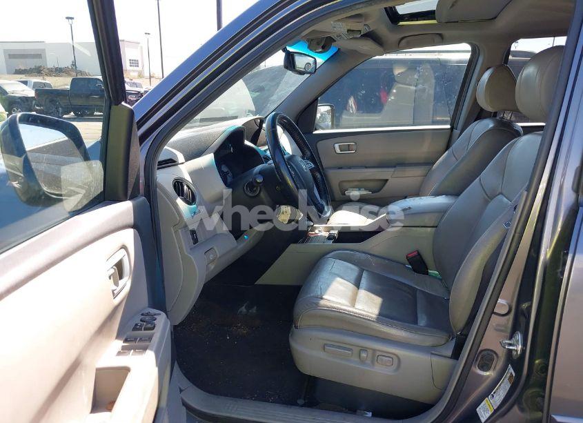 Photo 5 of 2014 Honda Pilot EX-L (VIN 5FNYF3H52EB015806)