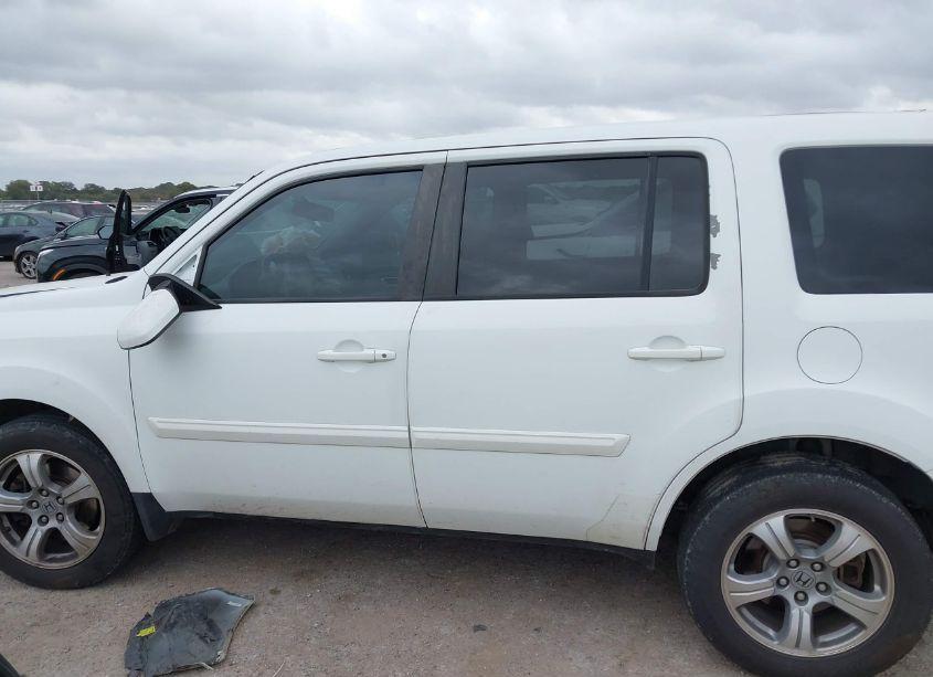 Photo 14 of 2014 Honda Pilot EX-L (VIN 5FNYF3H52EB021444)