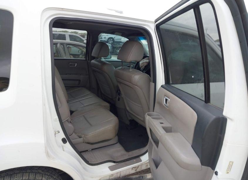 Photo 8 of 2014 Honda Pilot EX-L (VIN 5FNYF3H52EB021444)