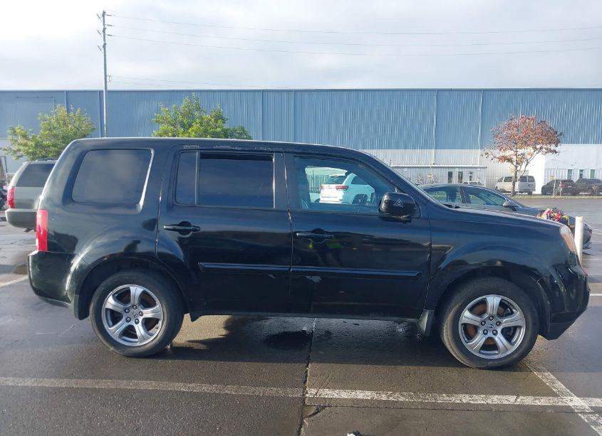 Photo 13 of 2014 Honda Pilot EX-L (VIN 5FNYF3H52EB028233)