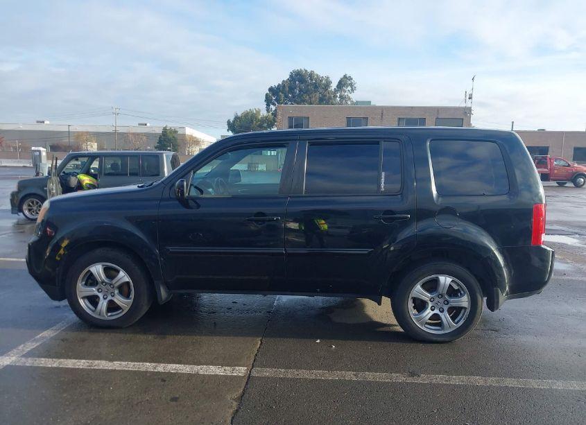 Photo 14 of 2014 Honda Pilot EX-L (VIN 5FNYF3H52EB028233)
