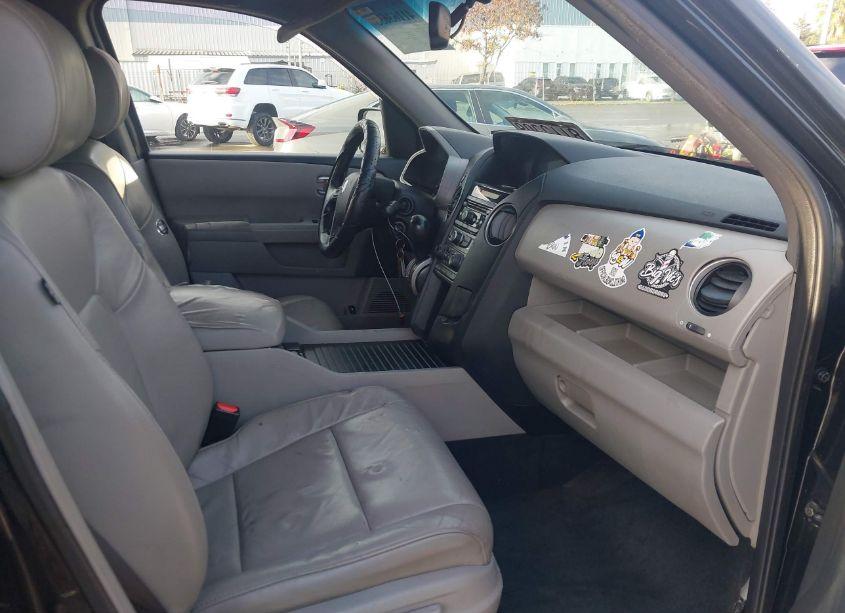 Photo 5 of 2014 Honda Pilot EX-L (VIN 5FNYF3H52EB028233)