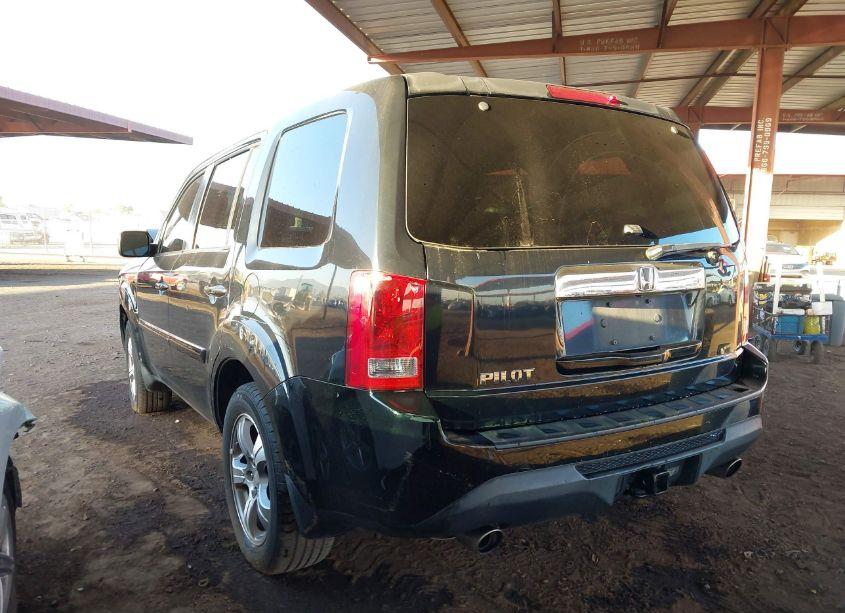 Photo 3 of 2015 Honda Pilot EX-L (VIN 5FNYF3H52FB009232)
