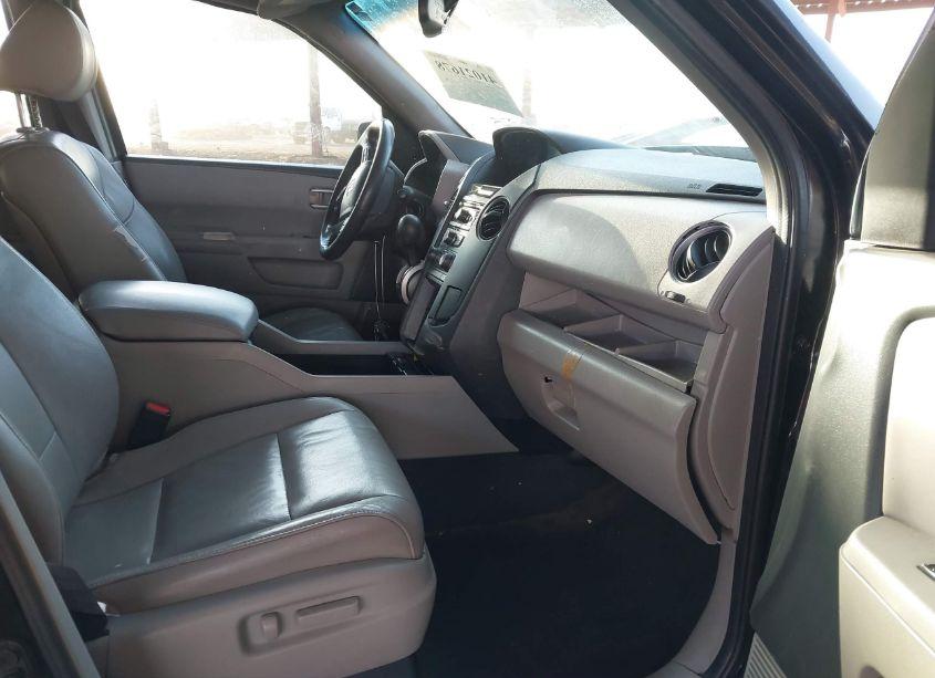 Photo 5 of 2015 Honda Pilot EX-L (VIN 5FNYF3H52FB009232)