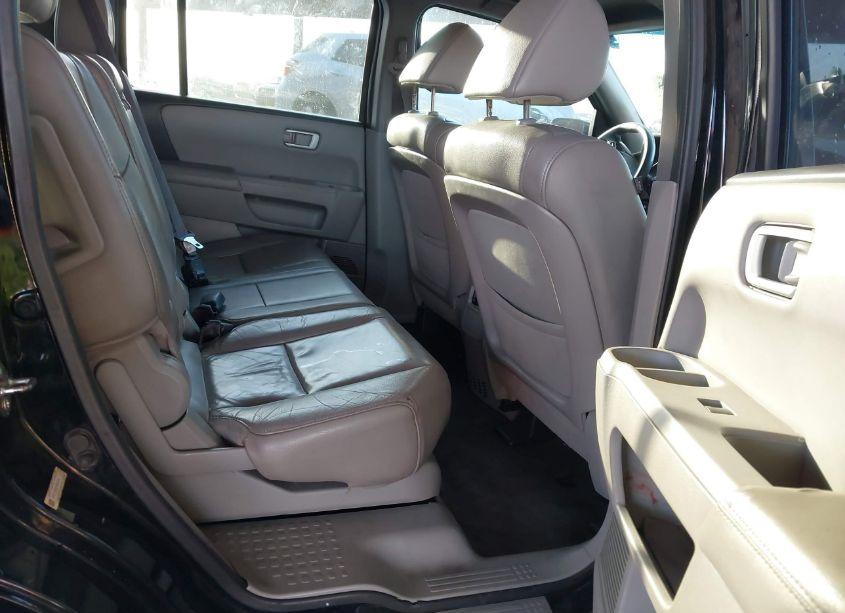 Photo 8 of 2015 Honda Pilot EX-L (VIN 5FNYF3H52FB009232)