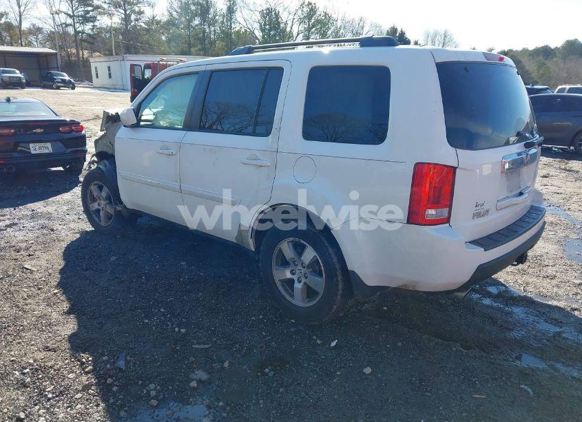 Photo 3 of 2010 Honda Pilot EX-L (VIN 5FNYF3H53AB018143)