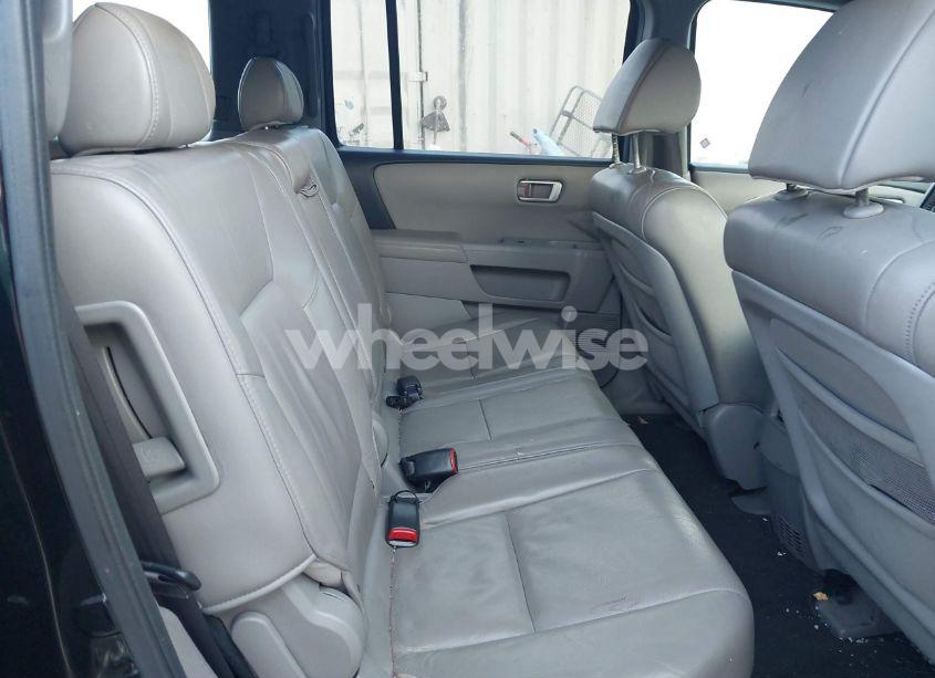 Photo 8 of 2011 Honda Pilot EX-L (VIN 5FNYF3H53BB020296)