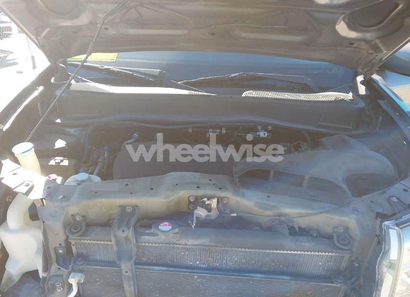 Photo 10 of 2011 Honda Pilot EX-L (VIN 5FNYF3H53BB040256)