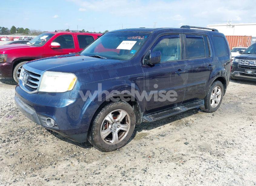 Photo 2 of 2012 Honda Pilot EX-L (VIN 5FNYF3H53CB019103)