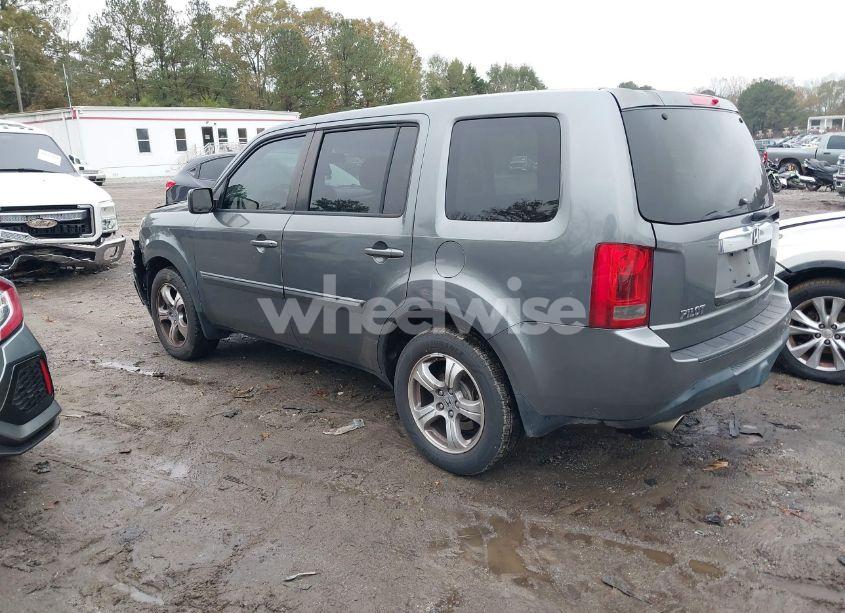 Photo 3 of 2012 Honda Pilot EX-L (VIN 5FNYF3H53CB021305)