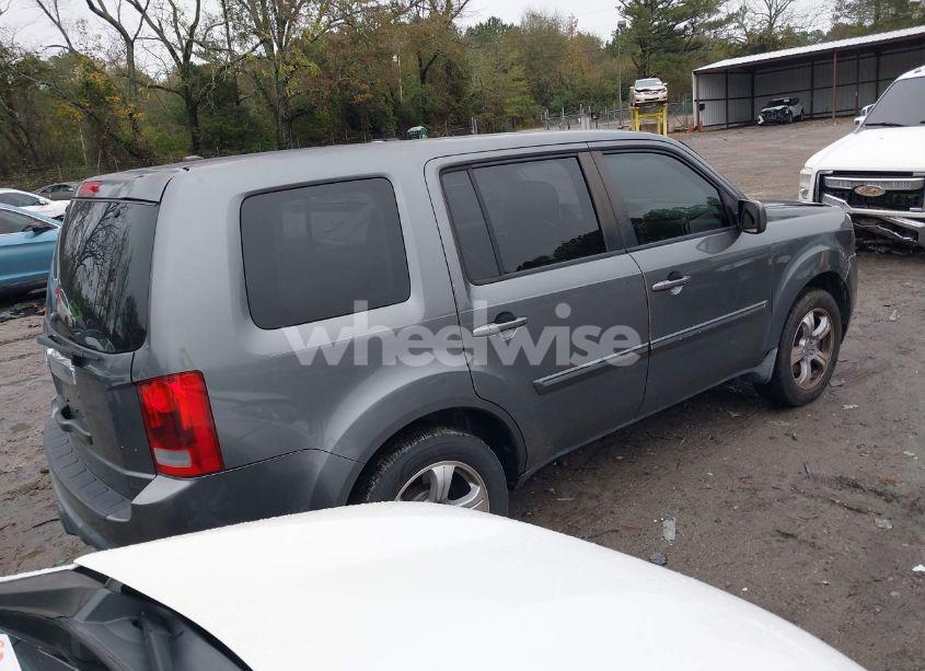 Photo 4 of 2012 Honda Pilot EX-L (VIN 5FNYF3H53CB021305)