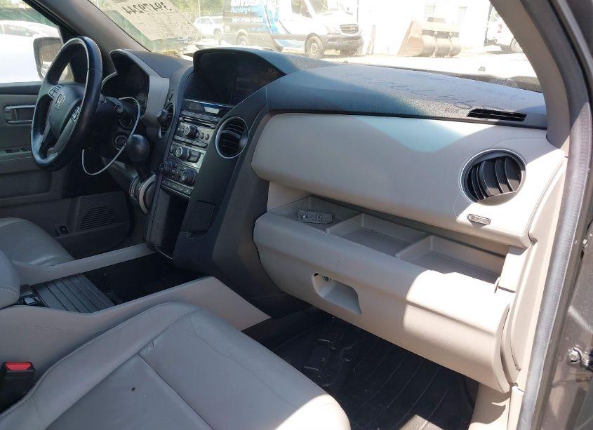 Photo 5 of 2012 Honda Pilot EX-L (VIN 5FNYF3H53CB025869)