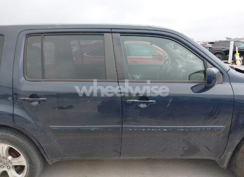 Photo 13 of 2012 Honda Pilot EX-L (VIN 5FNYF3H53CB036306)