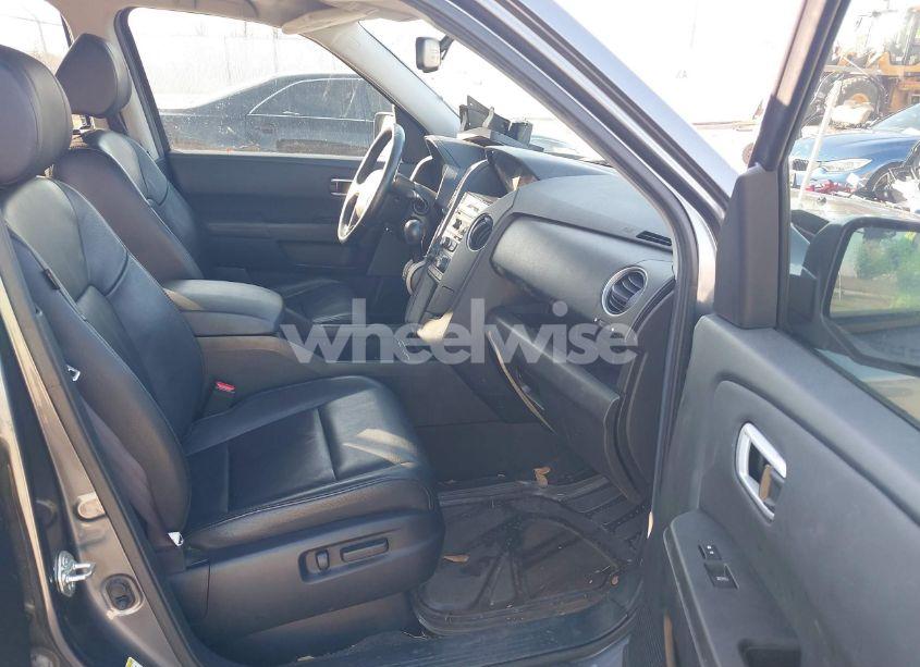 Photo 5 of 2013 Honda Pilot EX-L (VIN 5FNYF3H53DB002903)