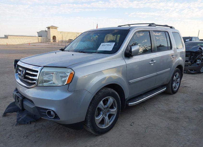 Photo 2 of 2013 Honda Pilot EX-L (VIN 5FNYF3H53DB024187)