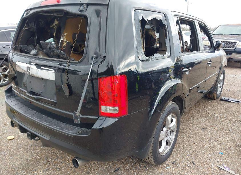 Photo 4 of 2013 Honda Pilot EX-L (VIN 5FNYF3H53DB029082)