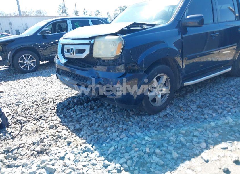 Photo 17 of 2011 Honda Pilot EX-L (VIN 5FNYF3H54BB014183)